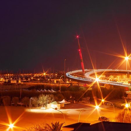 "Casa Incantevole" Fronte Mare Pescara - Appartamento Via Buozzi エクステリア 写真